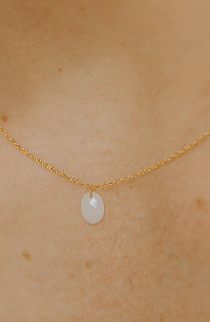 Moedermelk ketting 'Ovaal' | Moedermelkjuweel omgevormd tot ovale herinneringssteen | gftd. jewelry