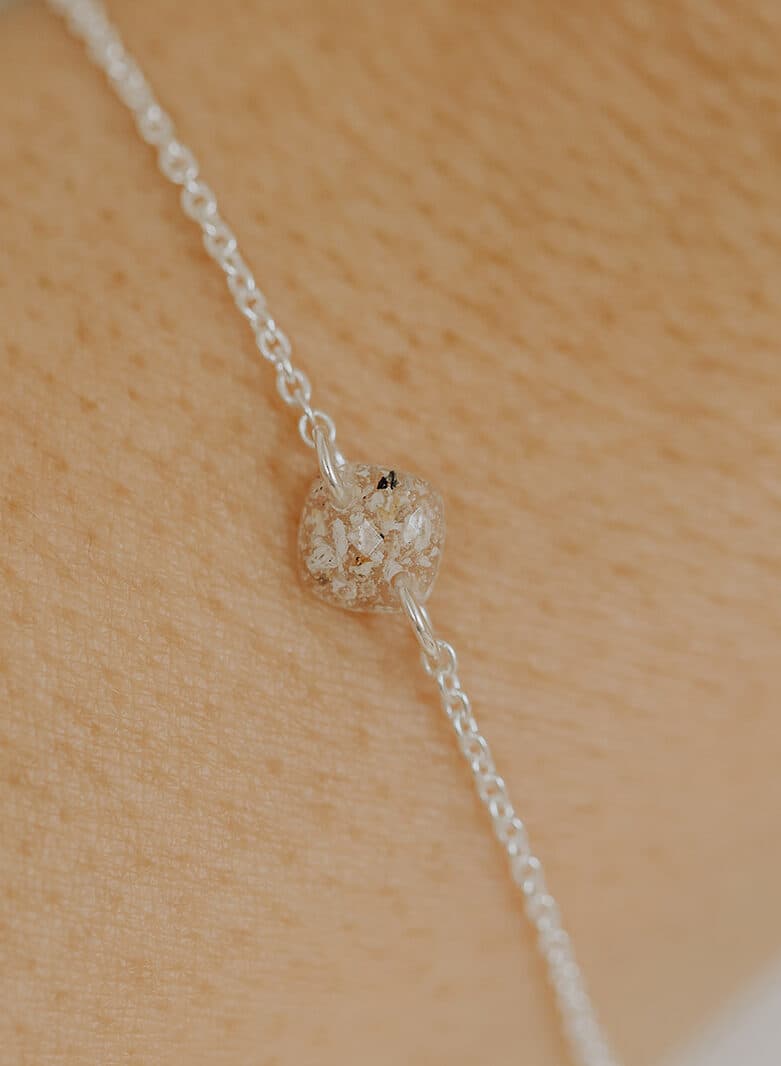 Herinneringssteen armband 'Cushion' | As omgevormd tot geslepen herinneringssteen | gftd. jewelry