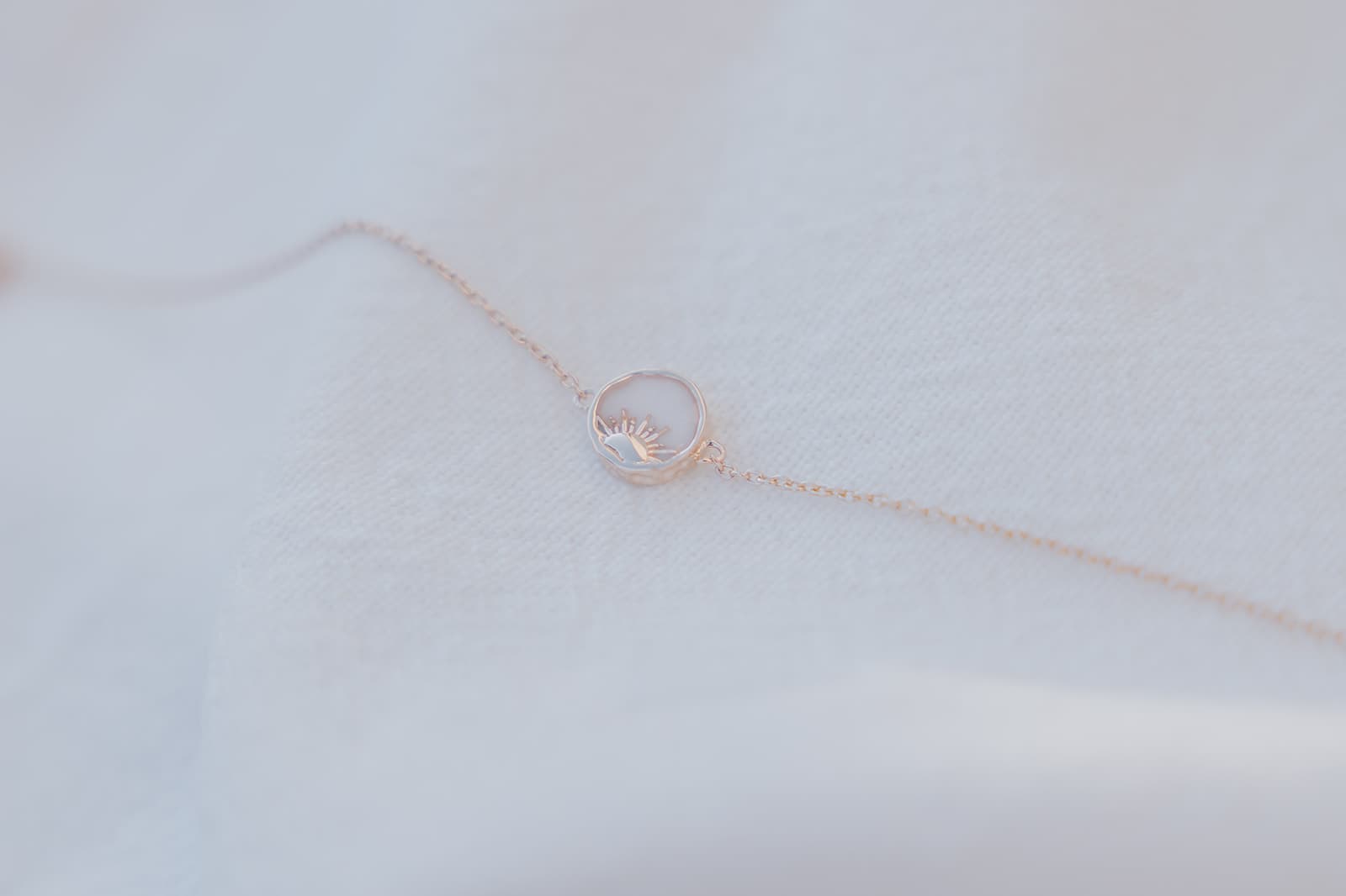 Moedermelk armband 'Rising Sun' | Moedermelkjuweel met zon als armband in zilver of goud | gftd. jewelry