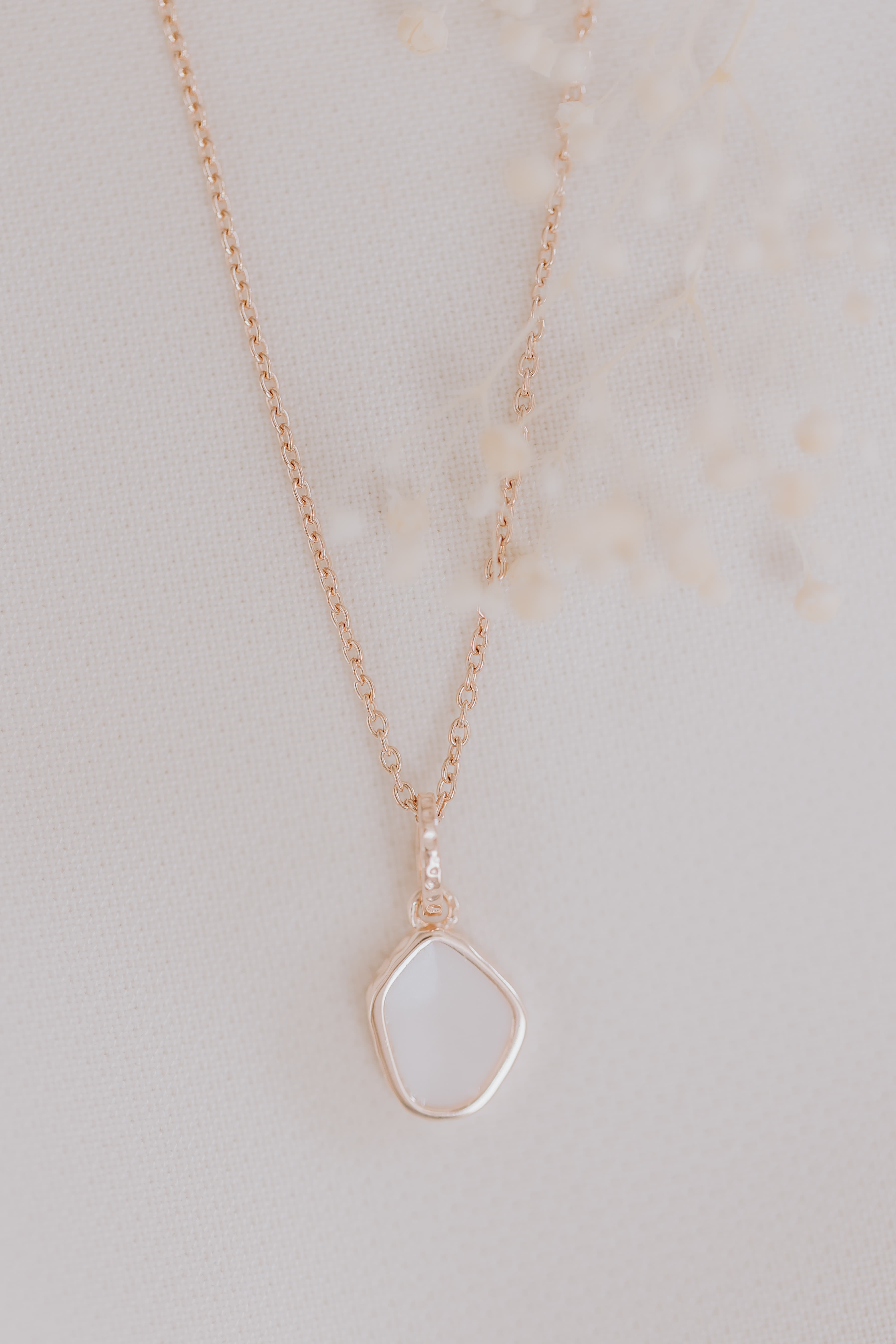 Moedermelk ketting 'Memento' | Moedermelkjuweel met organische hanger | gftd. jewelry