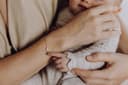 Moedermelk armband 'Memento' | Moedermelkjuweel met organische hanger als armband | gftd. jewelry