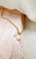 Moedermelk ketting Mini Druppel herinneringssteen moedermelk verwerkt geelgoud verguld gftd. jewelry