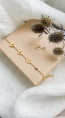 Bracelet lettres avec 4 breloques, lettres découpées, symboles et pierres de naissance, gftd. jewelry.