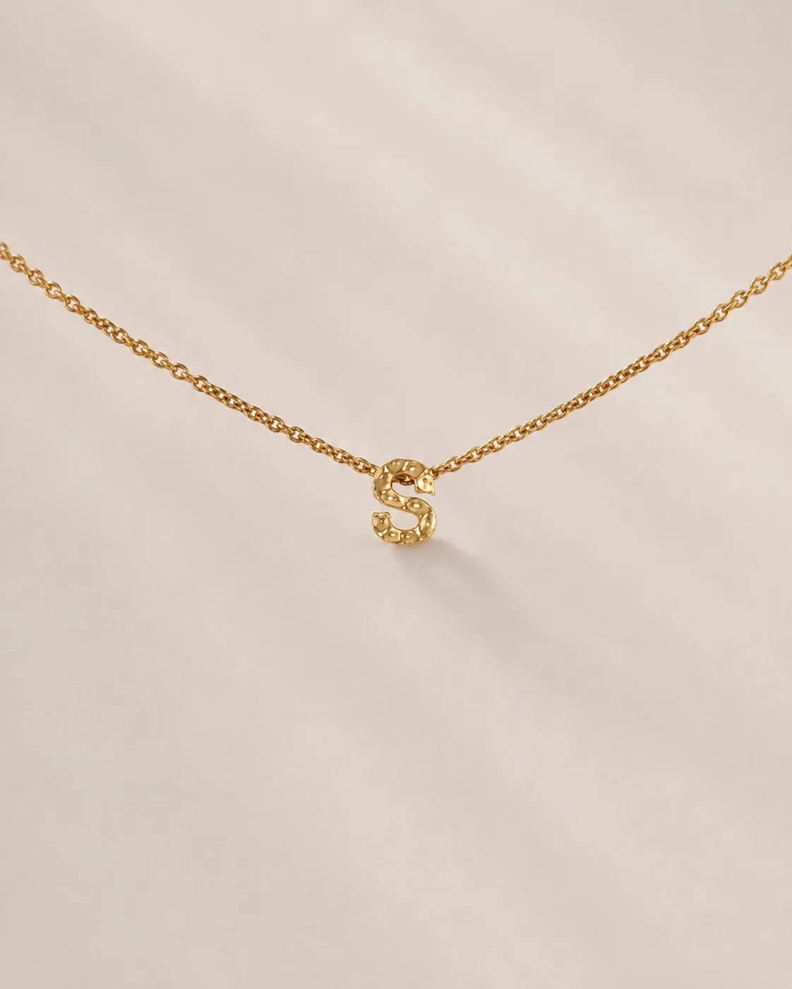 Ketting met 1 letter | Gepersonaliseerde letter ketting | gftd. jewelry